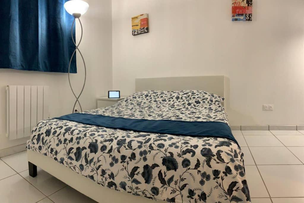 La Belle Etoile Apartman Noisy-le-Grand Kültér fotó