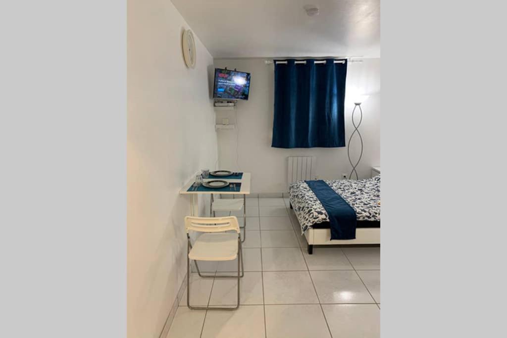 La Belle Etoile Apartman Noisy-le-Grand Kültér fotó