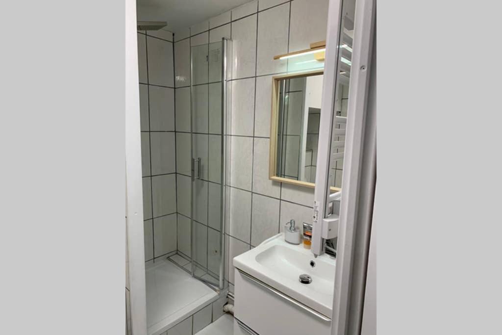 La Belle Etoile Apartman Noisy-le-Grand Kültér fotó